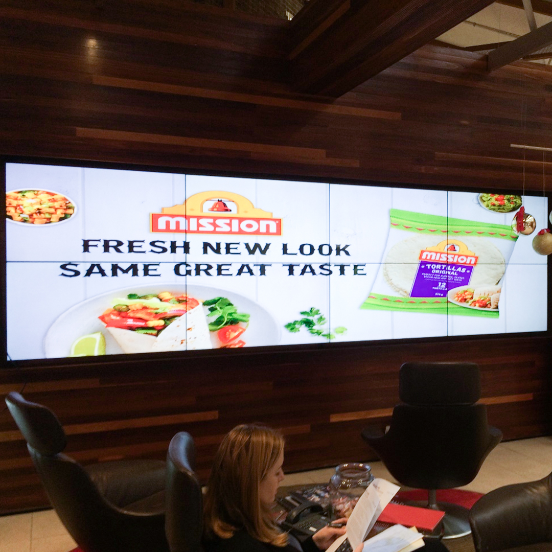 jds_arnotts-office_lcd-video-wall2