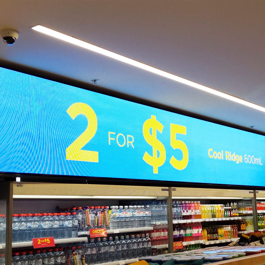 led-retail_wh-smith_apperth-fridgebanner